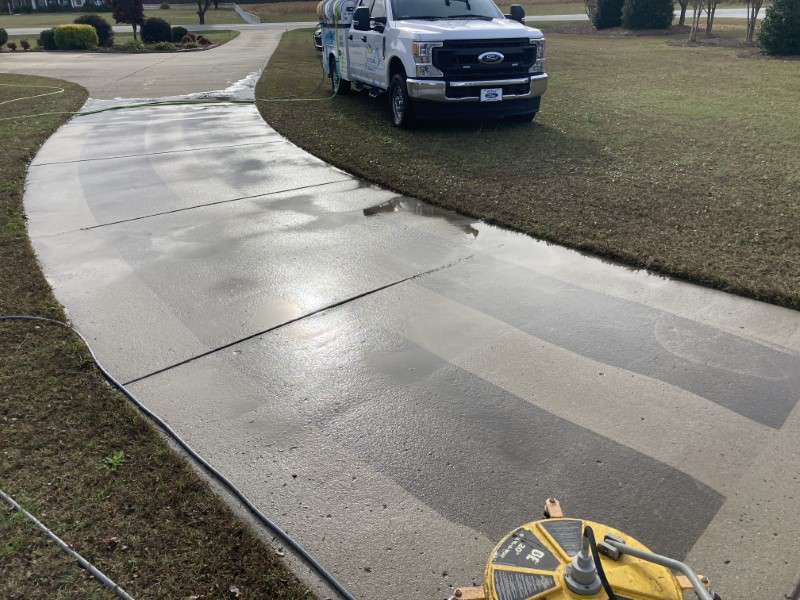 Pressure Washing A House And Driveway in Nashville, NC